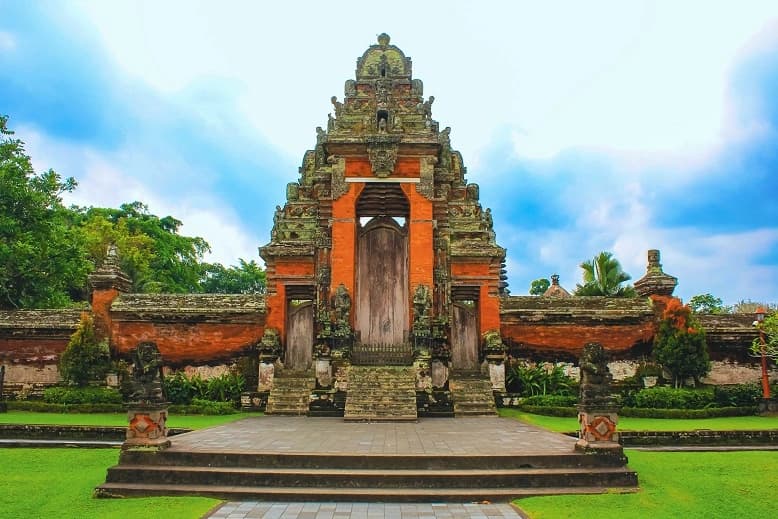 Taman Ayun Temple