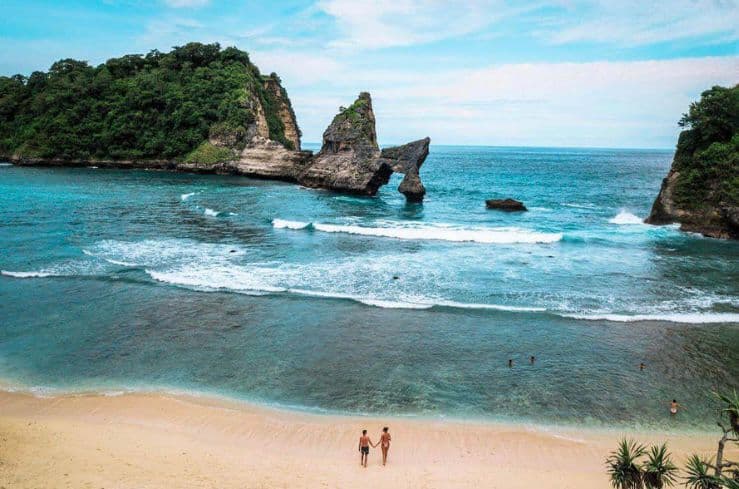 Atuh Beach