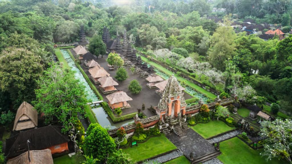 Taman Ayun Main View